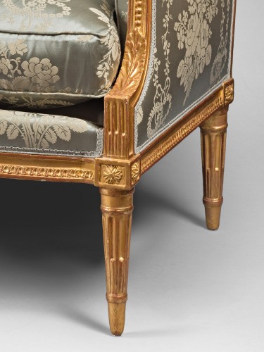XVIIIe siècle - Superbe canapé en bois sculpté et doré Estampille d’Adrien DUPAIN
