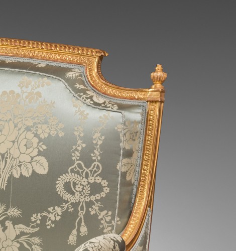 Superbe canapé en bois sculpté et doré Estampille d’Adrien DUPAIN - Louis XVI