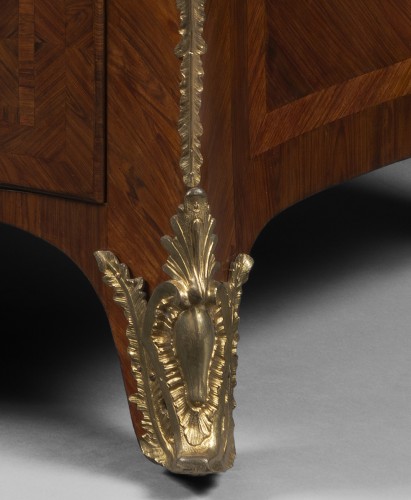 Furniture  - Important Arbalette Chest of Drawers Attributed to François Garnier