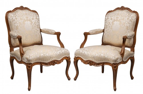 Nicolas HEURTAUT, Exceptional suite of eight  &quot;A la Reine&quot; armchairs 