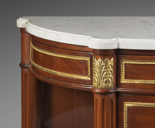 Elégante Commode en Desserte estampillée par Fidelis Schey - Mobilier Style Louis XVI