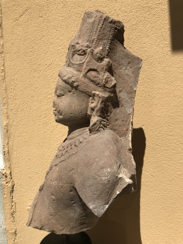 Buste de Vishnu du XIe siècle - Arts d