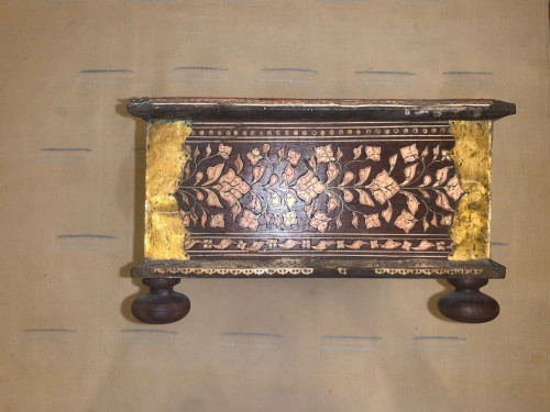 Curiosities  - Indo-Dutch casket 