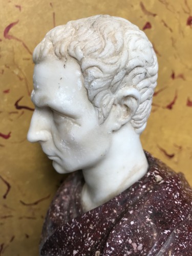 19th century - Julius César marble bust 