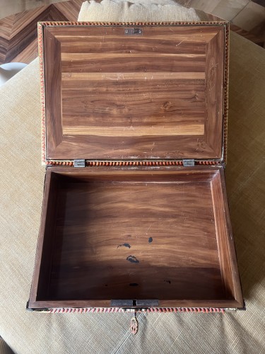 Objets de Vitrine Coffret & Nécessaire - Coffret en corail, argent et bronze doré