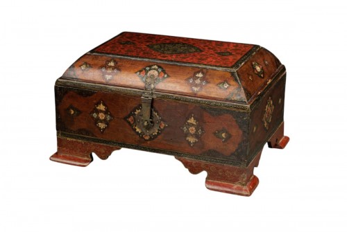 Coffret Qadjar laqué du XIXe siècle