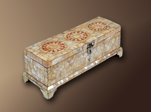 Gujarat mother of pearl pen box, late 17th early 18th century