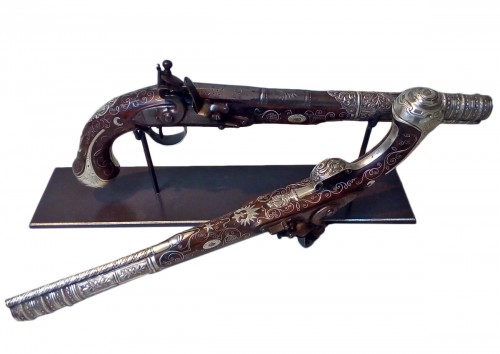 Pair of oriental style pistols, England mid 19th ceentury