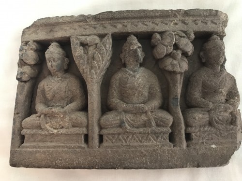 Ancient Art  - Gandhara stone of Bouddhas 