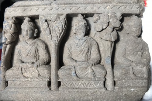 BC to 10th century - Gandhara stone of Bouddhas 
