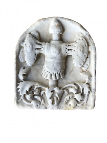 Trophée en marbre d'époque Renaissance