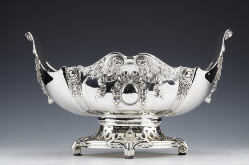 silverware & tableware  - Solid silver centerpiece on its frame Germany late 19th century