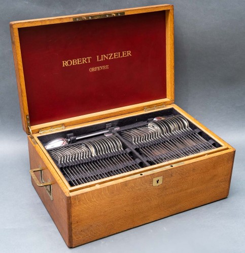 Antiquités - Robert Linzeler - Ménagère de 123 pièces en argent circa 1930