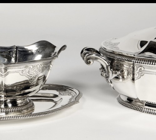 silverware & tableware  - Lapparra - Silver table setting composed of a vegetable dish