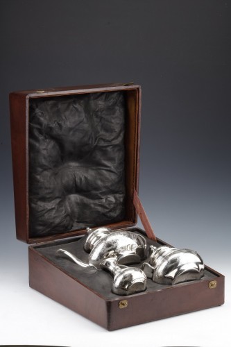 Antiquités - Roger - Free-pieces silver Tea service XIXth Orientalism Period