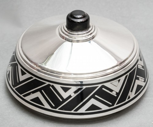 R.Linzeler - Box in solid silver and black enamel Circa 1930 - 