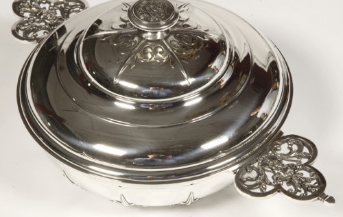 Cardeilhac - Covered vegetable dish in solid silver mascaron 19th - 