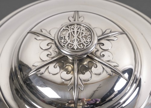 Napoléon III - Cardeilhac - Covered vegetable dish in solid silver mascaron 19th