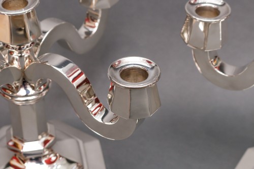 Paire de candélabres bas en argent massif vers 1950 - Argenterie et Orfèvrerie Style Années 50-60