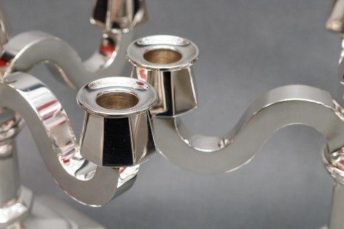 Antiquités - Paire de candélabres bas en argent massif vers 1950