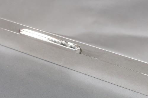 Grande et belle Boite en argent massif Italie circa 1970 - Argenterie et Arts de la table Style Années 50-60
