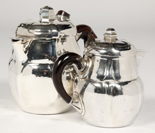 Antiquités - G. LECOMTE - Set of two 20th century silver teapots