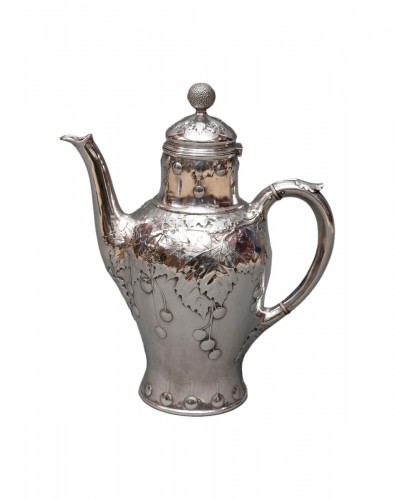 CHRISTOFLE – Solid silver jug from the Art nouveau period