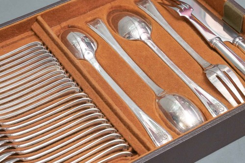 20th century - Puiforcat - Silver cutlery 159 pieces Model &quot;Mazarin&quot; Circa 1930