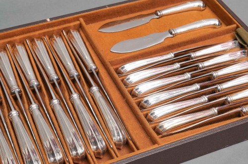 Art Déco - Puiforcat - Silver cutlery 159 pieces Model &quot;Mazarin&quot; Circa 1930