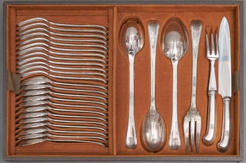 Antiquités - Puiforcat - Silver cutlery 159 pieces Model &quot;Mazarin&quot; Circa 1930
