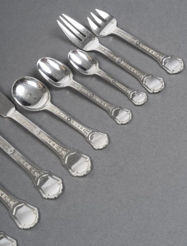 Ménagère en argent massif 187 pièces modèle “Versailles” par Tetard Frères - Art Déco