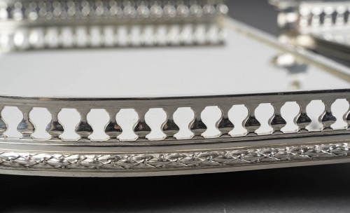 Antiquités - Surtout de table en 3 parties à fond de miroirs et galerie fin XIXe