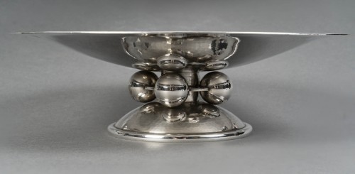 Christofle, Luc Lanel – Coupe sur pied martelée Epoque Art Deco - Emmanuel Redon Silver Fine Art