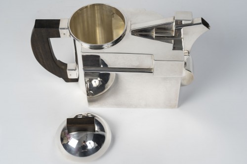 20th century - Cleto Munari &quot;R&amp;A&quot; Solid silver jug, Italy, 1993