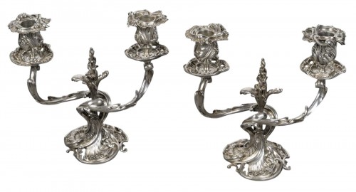Orfèvre DEBAIN -Paire de bouts de table à deux bras de lumière argent massif XIXe