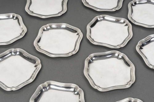 Bloch Eschwege - 12 solid silver platters XXth century - 