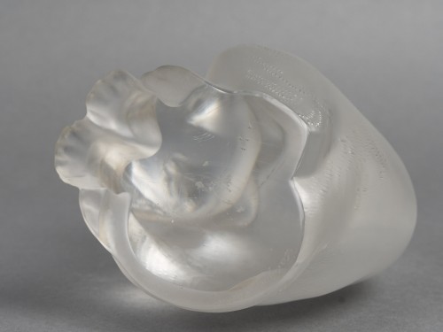Antiquités - Lalique - Seated Cat in Century Crystal signed Lalique France