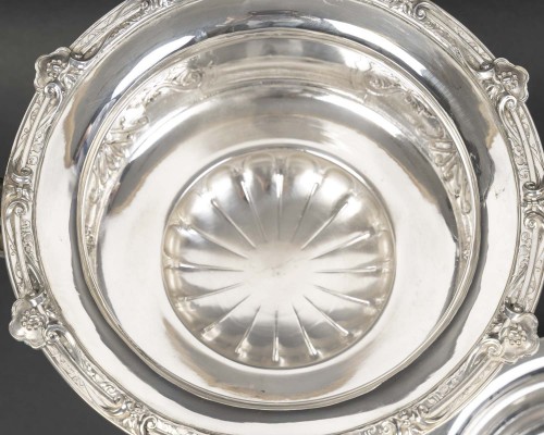Napoléon III - Gustave ODIOT – 19th Century Neoclassical Solid Silver Centerpiece