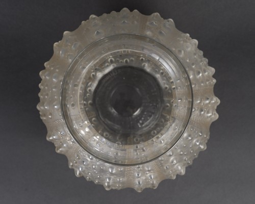Lalique – “Oursins” Vase, 1935 - Art nouveau