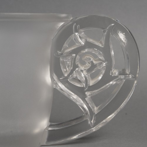René Lalique – Pierrefonds Vase, created in 1926 - Glass & Crystal Style Art Déco