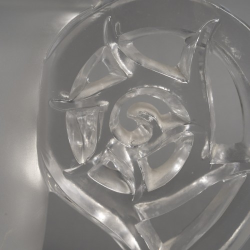 René Lalique – Pierrefonds Vase, created in 1926 - 