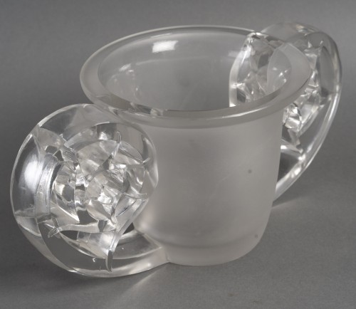 Art Déco - René Lalique – Pierrefonds Vase, created in 1926