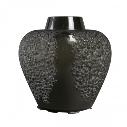 René Lalique  – Pepperpot Vase created in 1921