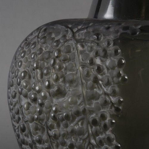 Glass & Crystal  - René Lalique  – Pepperpot Vase created in 1921