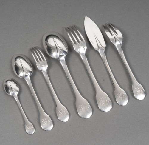 Antiquités - Jean E. Puiforcat  106-piece solid silver flatware set, colbert 1930