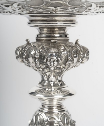 Argenterie et Arts de la table  - Charles-Nicolas Odiot -  Coupe néo-Renaissance sur piédouche en argent XIXe