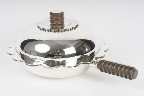 Jean Puiforcat - Légumier couvert en argent massif époque Art Déco - Argenterie et Arts de la table Style Art Déco