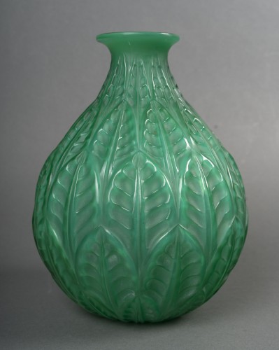 Verrerie, Cristallerie  - R. Lalique – Vase Malesherbes créé en 1927