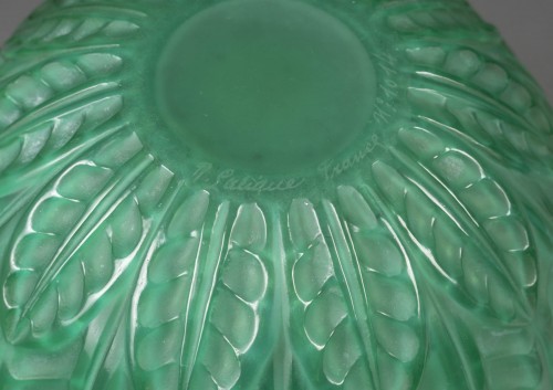 XXe siècle - R. Lalique – Vase Malesherbes créé en 1927