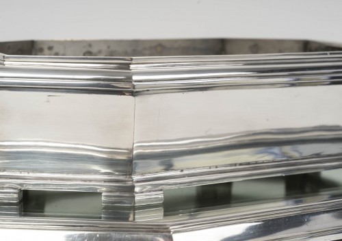 20th century - Ravinet d'Enfert - Centerpiece and Matching Planter in Solid Silver Art Dec